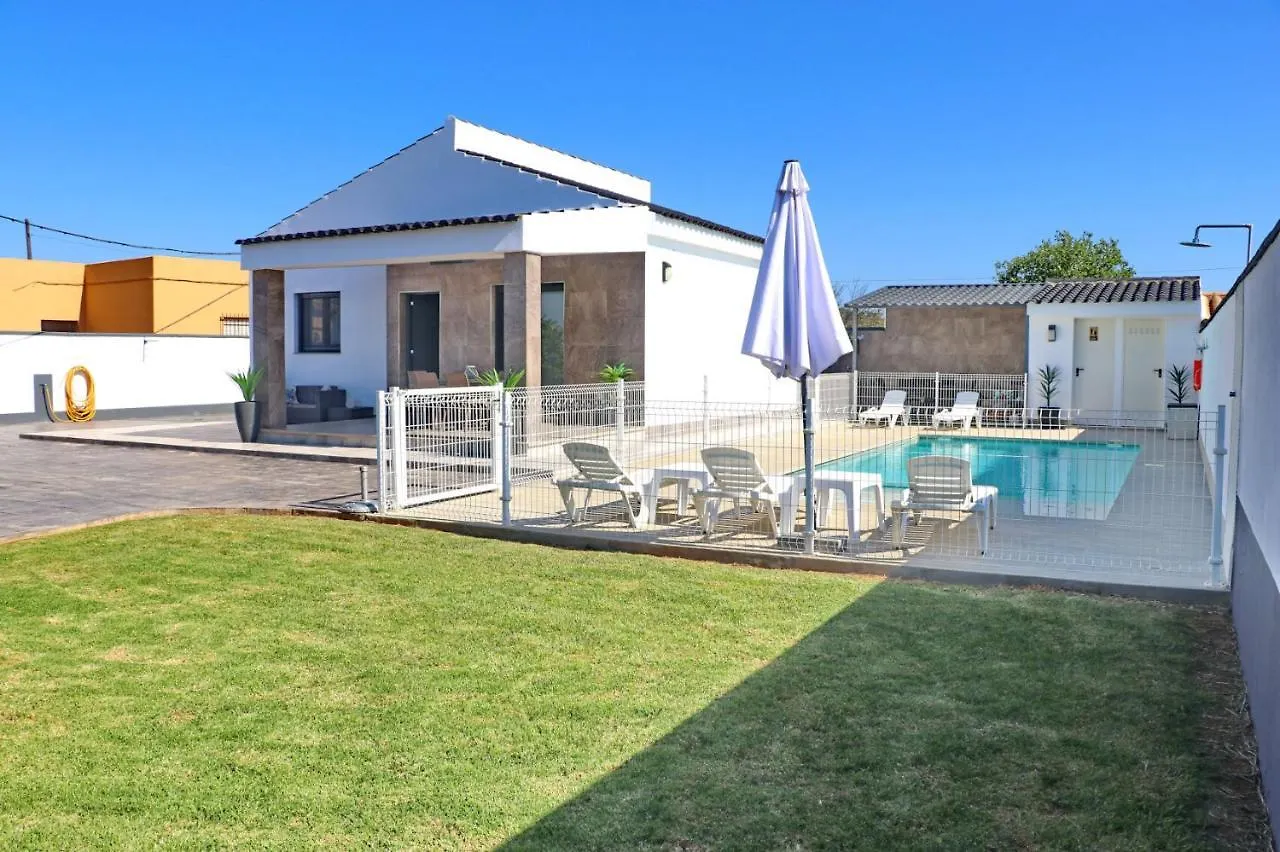 Chalet Moderno Con Pisicina Conil De La Frontera
