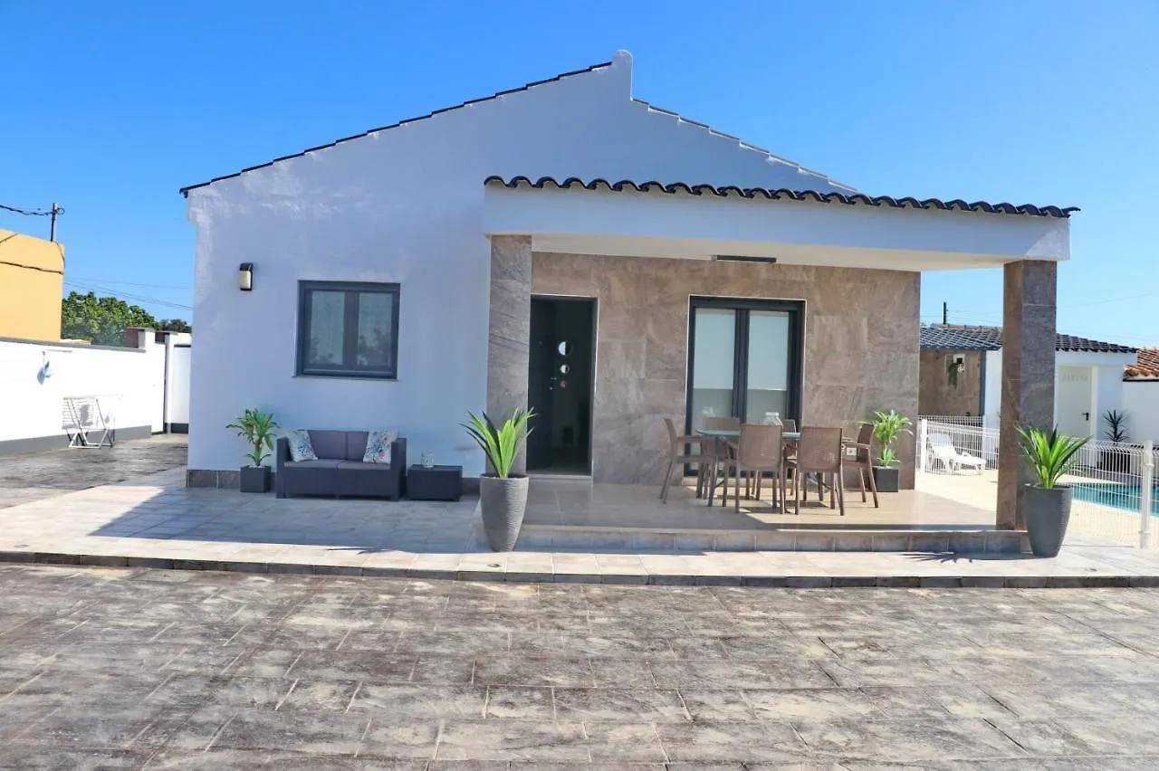 Chalet Moderno Con Pisicina Conil De La Frontera
